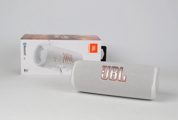 Портативная акустика JBL Flip 6, 30 Вт, белый